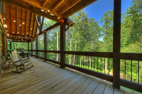 93 Trails End Epworth GA 30541