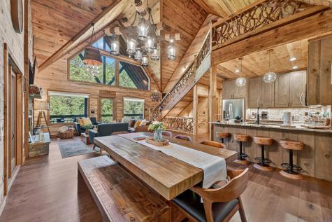 93 Trails End Epworth GA 30541