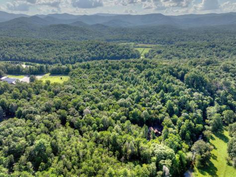 93 Trails End Epworth GA 30541