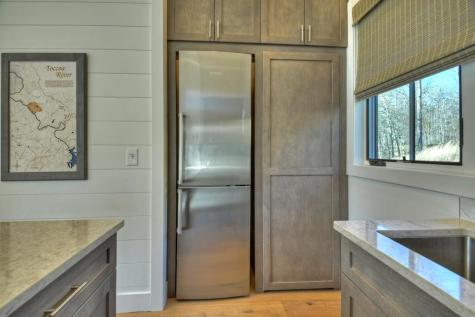 300 Old Toccoa Loop Mineral Bluff GA 30559