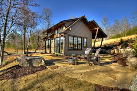 300 Old Toccoa Loop Mineral Bluff GA 30559