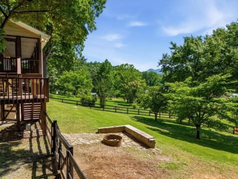 651 Mcridge Road Hiawassee GA 30564
