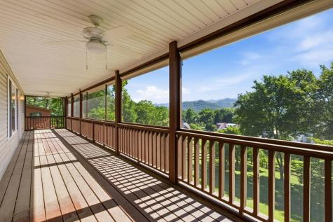 651 Mcridge Road Hiawassee GA 30564