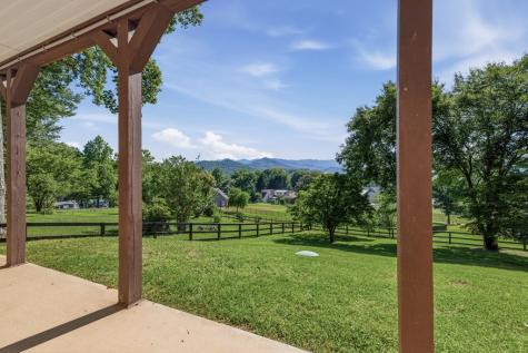 651 Mcridge Road Hiawassee GA 30564