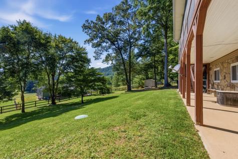 651 Mcridge Road Hiawassee GA 30564