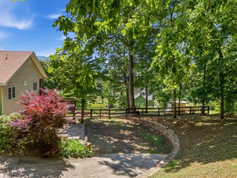 651 Mcridge Road Hiawassee GA 30564