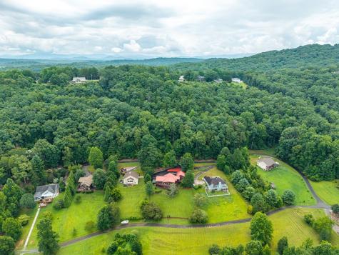 131 Talona Lake Terrace Ellijay GA 30536