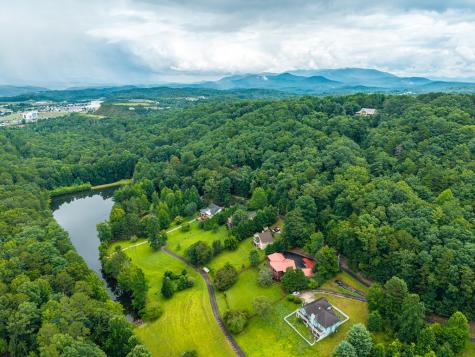 131 Talona Lake Terrace Ellijay GA 30536