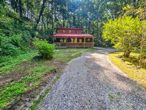 65 Mount Pleasant Drive Ellijay GA 30540