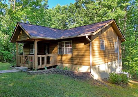 175 Bell Road Mineral Bluff GA 30559
