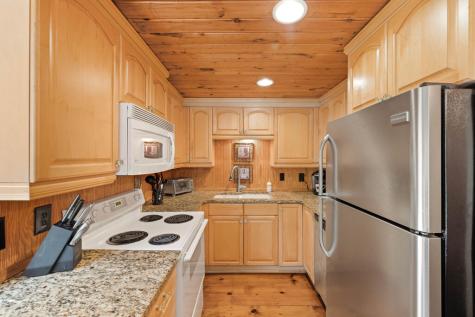 427 Cross Creek Mineral Bluff GA 30559
