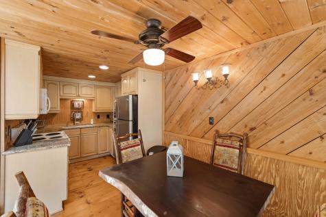 427 Cross Creek Mineral Bluff GA 30559