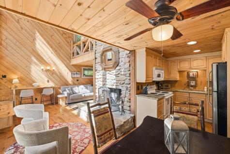 427 Cross Creek Mineral Bluff GA 30559