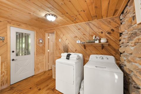427 Cross Creek Mineral Bluff GA 30559