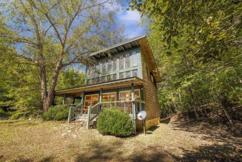 427 Cross Creek Mineral Bluff GA 30559