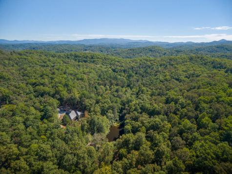 427 Cross Creek Mineral Bluff GA 30559