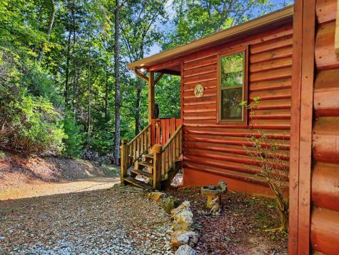 109 Howard Street Blairsville GA 30512