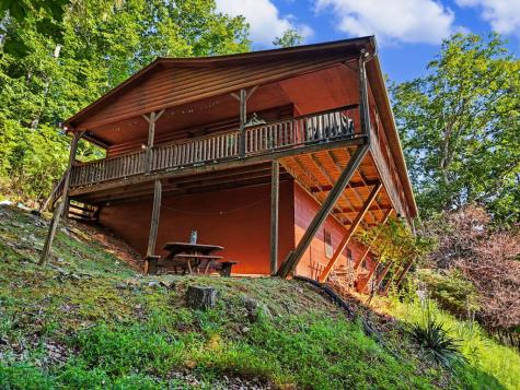109 Howard Street Blairsville GA 30512