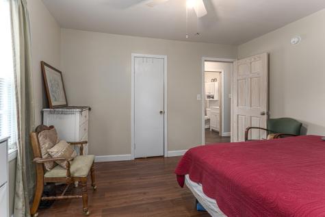 123 Fisher Street Andrews NC 28901