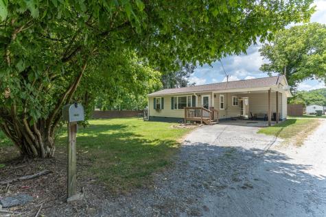 123 Fisher Street Andrews NC 28901