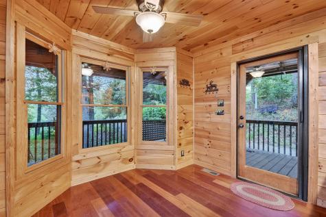 160 Mountain Field Drive Suches GA 30572