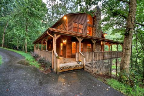 160 Mountain Field Drive Suches GA 30572