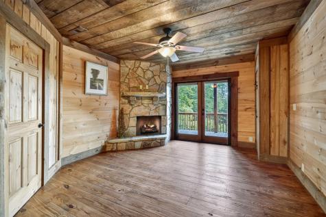 160 Mountain Field Drive Suches GA 30572