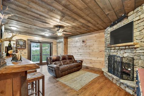 160 Mountain Field Drive Suches GA 30572