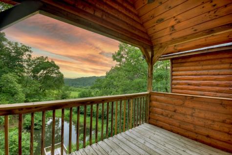 160 Mountain Field Drive Suches GA 30572