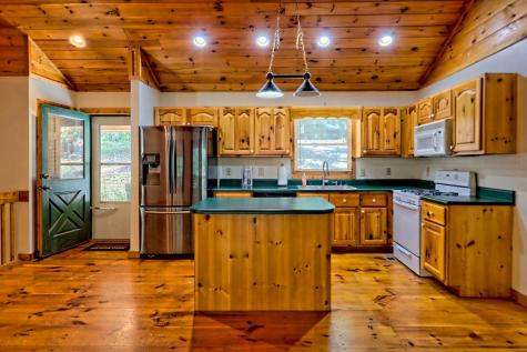 123 Rockingham Way Ellijay GA 30540