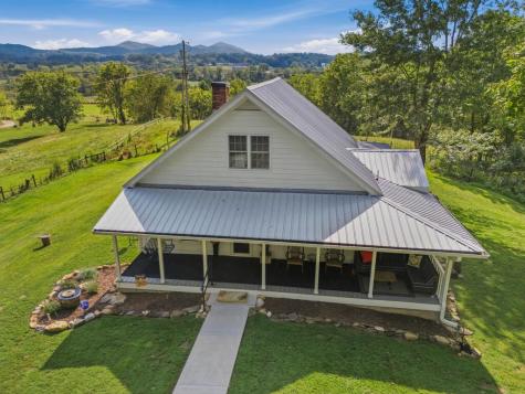 1038 Jarrett Road Hayesville NC 28094