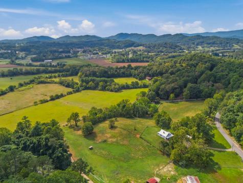 1038 Jarrett Road Hayesville NC 28094