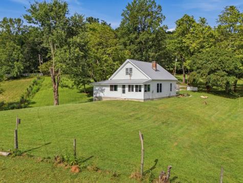 1038 Jarrett Road Hayesville NC 28094