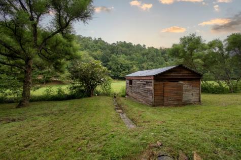 580 Atoah Circle Robbinsville NC 28771