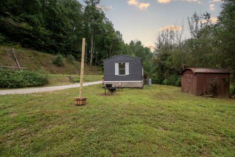 580 Atoah Circle Robbinsville NC 28771
