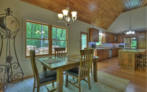 134 Sunlight Trail Ellijay GA 30540