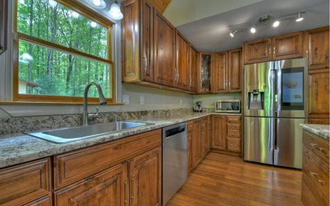 134 Sunlight Trail Ellijay GA 30540
