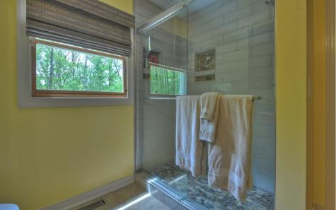 134 Sunlight Trail Ellijay GA 30540