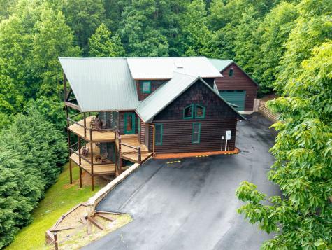 101 Cletus Way Hiawassee GA 30546