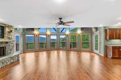 101 Cletus Way Hiawassee GA 30546