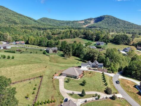 85 Minstead Ridge Young Harris GA 30582