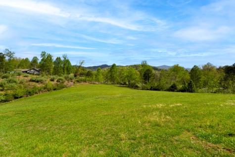 68 Countryside Lane Hayesville NC 28904