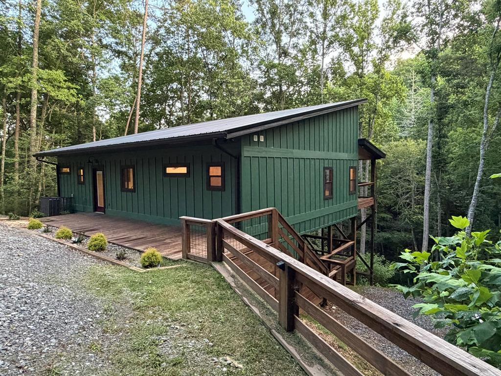 307 Ross Road Mineral Bluff GA 30559