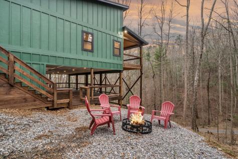 307 Ross Road Mineral Bluff GA 30559
