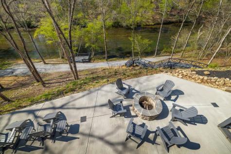 207 Arrow Way Mineral Bluff GA 30559