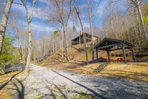 207 Arrow Way Mineral Bluff GA 30559