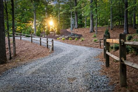 241 Wolf Creek Mountain Road Mineral Bluff GA 30559