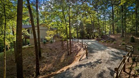 241 Wolf Creek Mountain Road Mineral Bluff GA 30559