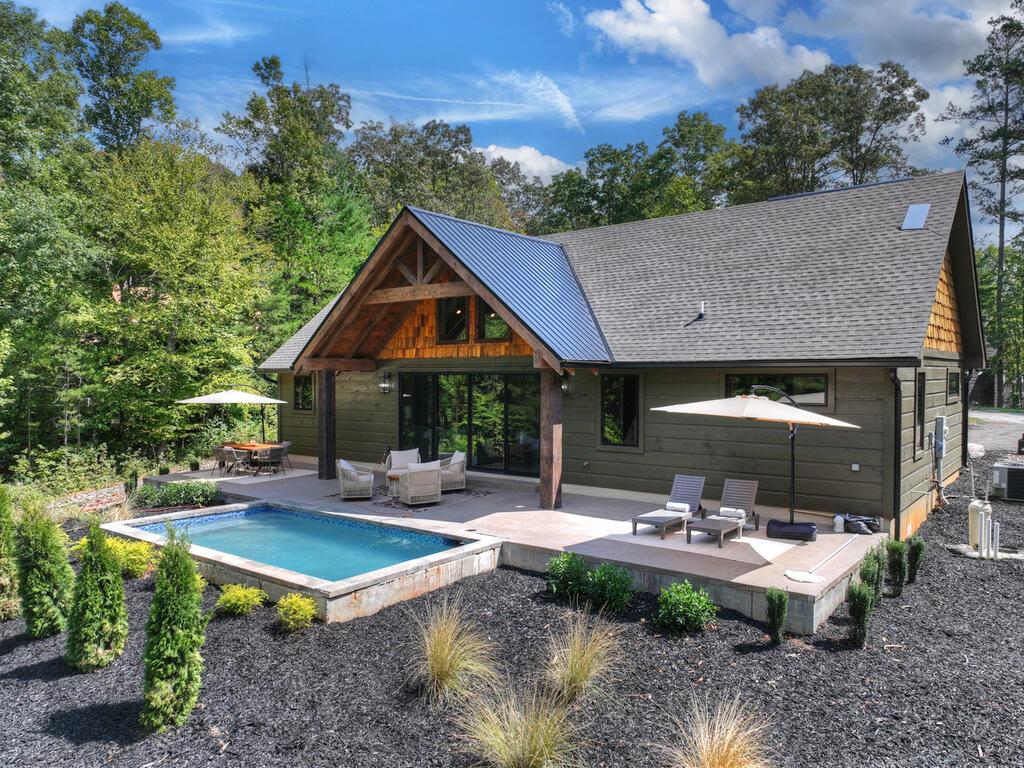 240 Whippoorwill Walk Road Mineral Bluff GA 30559