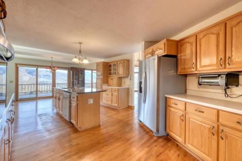 1264 Harris Ridge Young Harris GA 30586